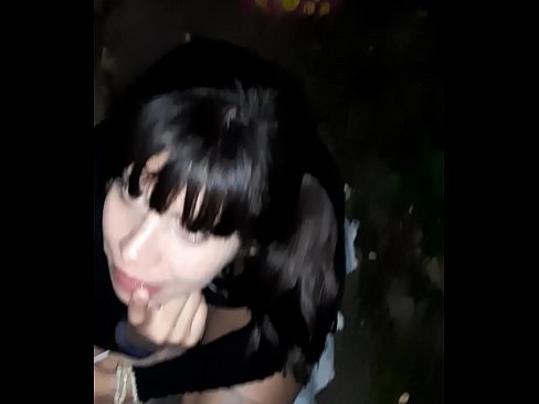 ❤️ Di jalan penis bengkak dengan imbalan permen ❤❌ Super porno pada kami ❤