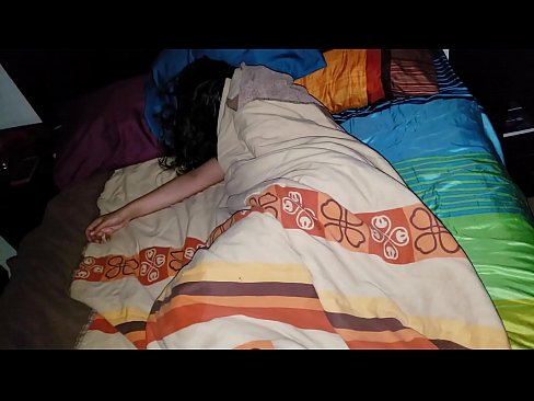 ❤️ Anak tiri memarahi ibu tirinya yang masih muda saat dia tidur. ❤❌ Super porno pada kami ❤